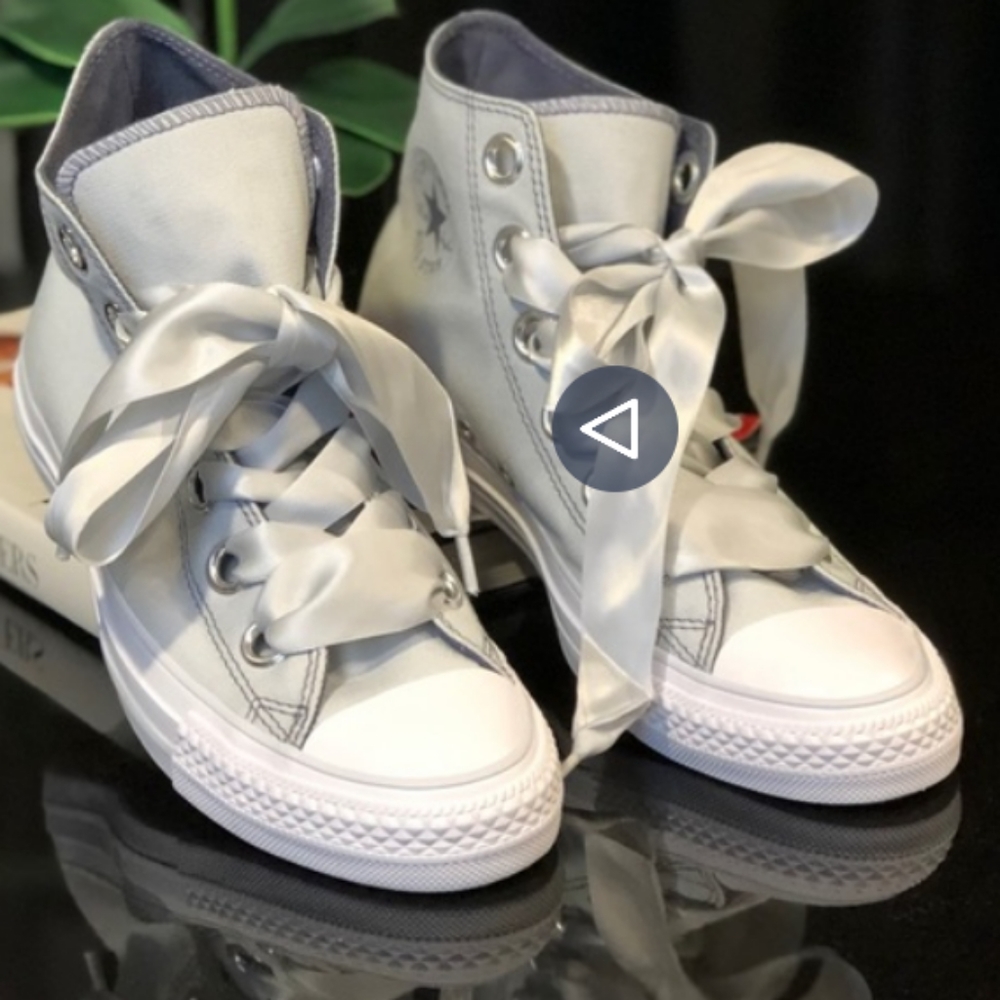 Shoes - Picture 3 of 3